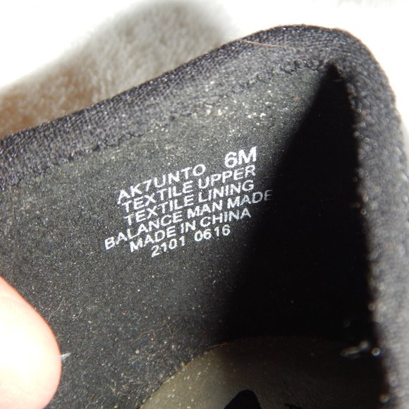 Anne Klein Uplift Flat Size 6M Black - Picture 6 of 7